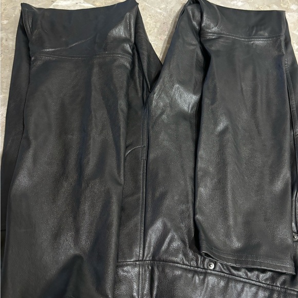 Spanx Leather-Like Ankle Skinny Pants - Picture 8 of 8